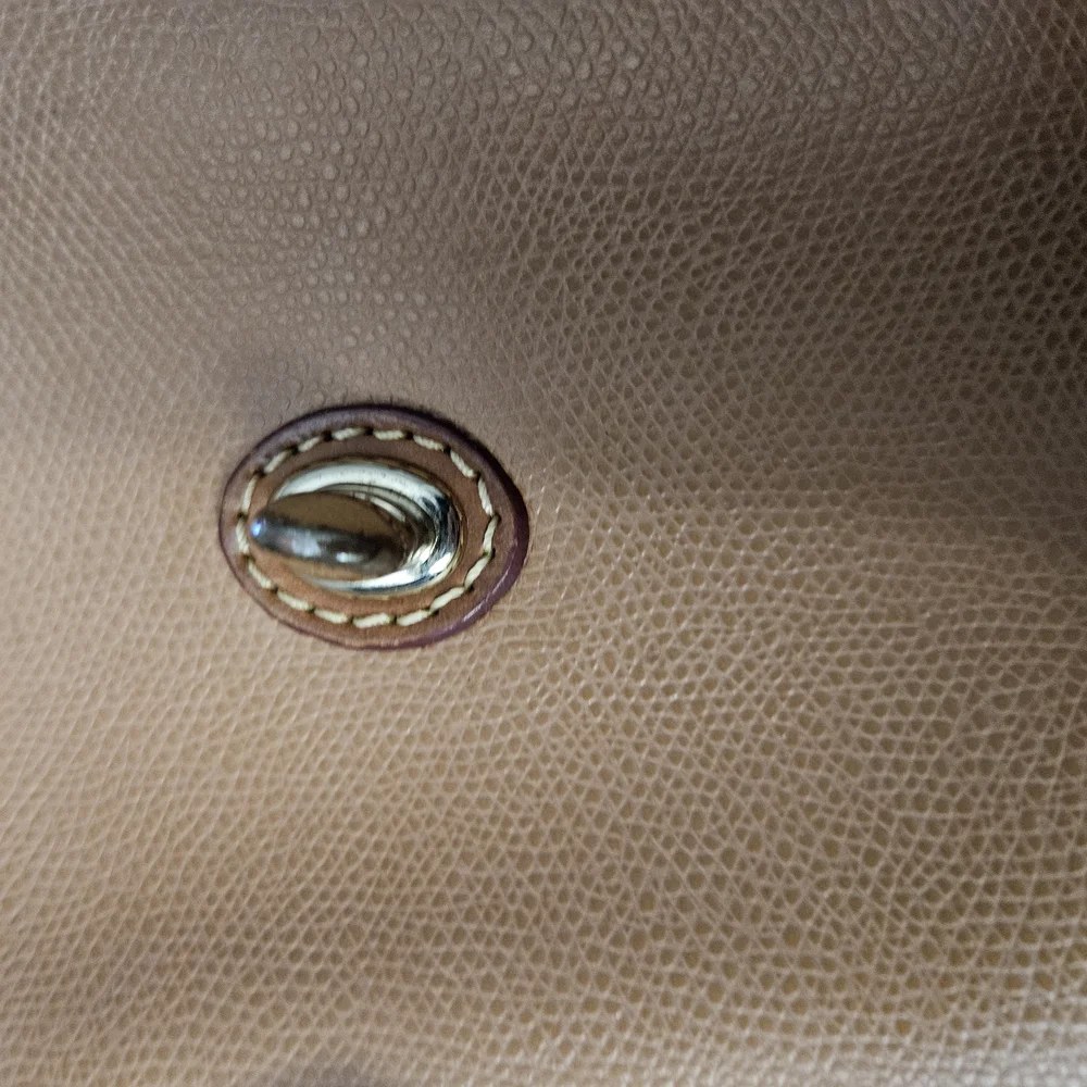 Vintage Dooney & Bourke Pebble Leather Large Handbag - Picture 5 of 16